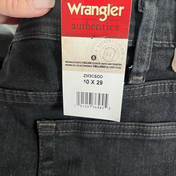 WRANGLER•authentics relaxed fit comfort flex dark denim jeans 40x29 NWT - Picture 6 of 6